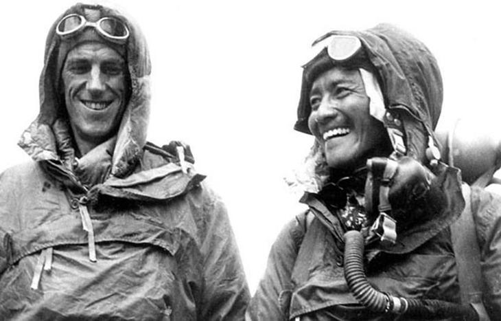 Edmundo Hillary e Tenzing Norgay após Everest