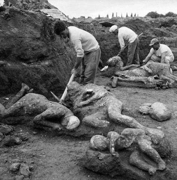 corpos mumificados em Pompeia