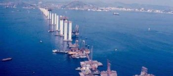 ponte em construção
