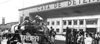 tropa de choque entrando no presídio do carandiru