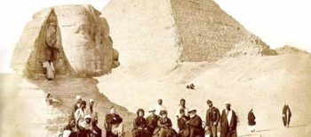 dom pedro ii e família na necrópole de gizé, no egito, ao lado da esfinge de gizé