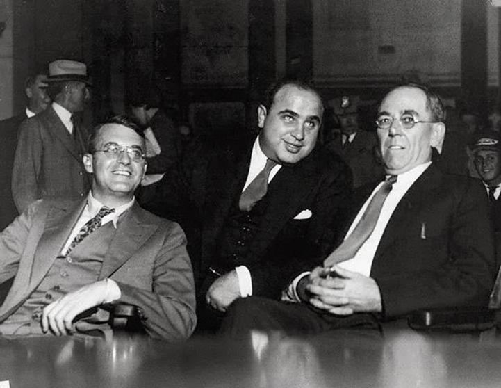 Al Capone com advogados