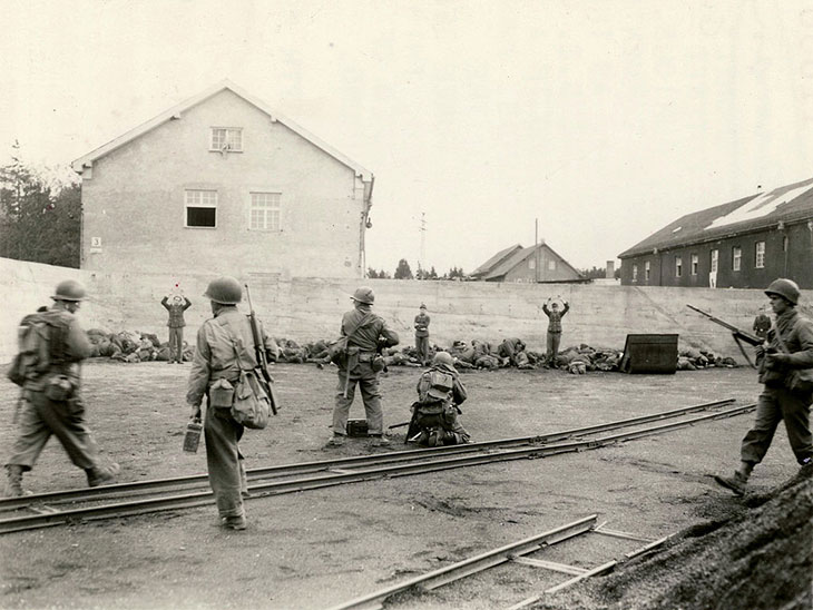 Aliados executam soldados da SS em Dachau