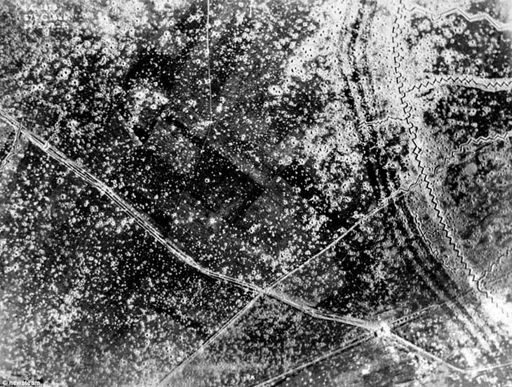 Foto aérea do sistema de trincheiras da primeira guerra mundial