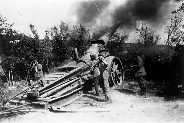 canhão alemão usado na primeira batalha do marne durante a primeira guerra mundial