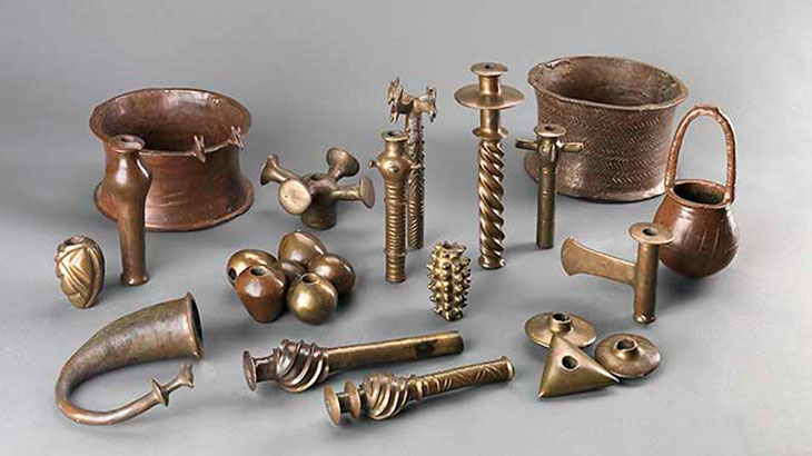 objetos de cobre da caverna do tesouro (nahal mishmar) de israel